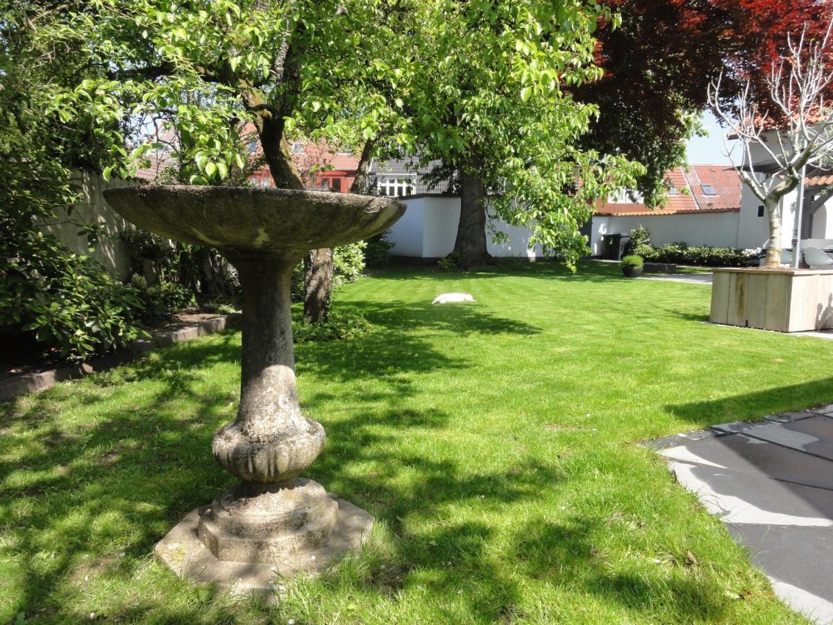 B&B The Old Chestnut Tree Силкеборг Стая снимка
